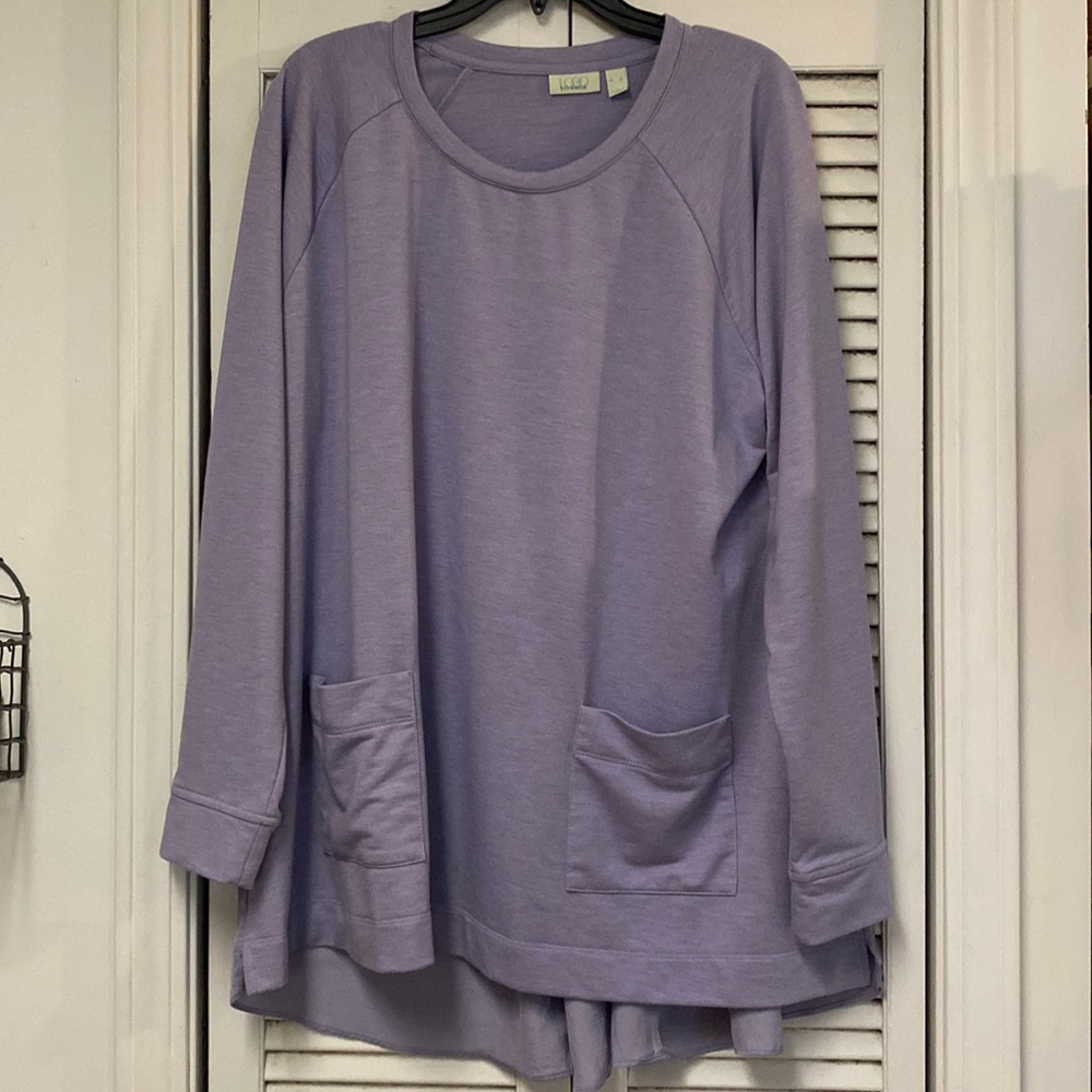 Logo size: 1X lavender top!Smoke free!Pet free home. ECU light purple